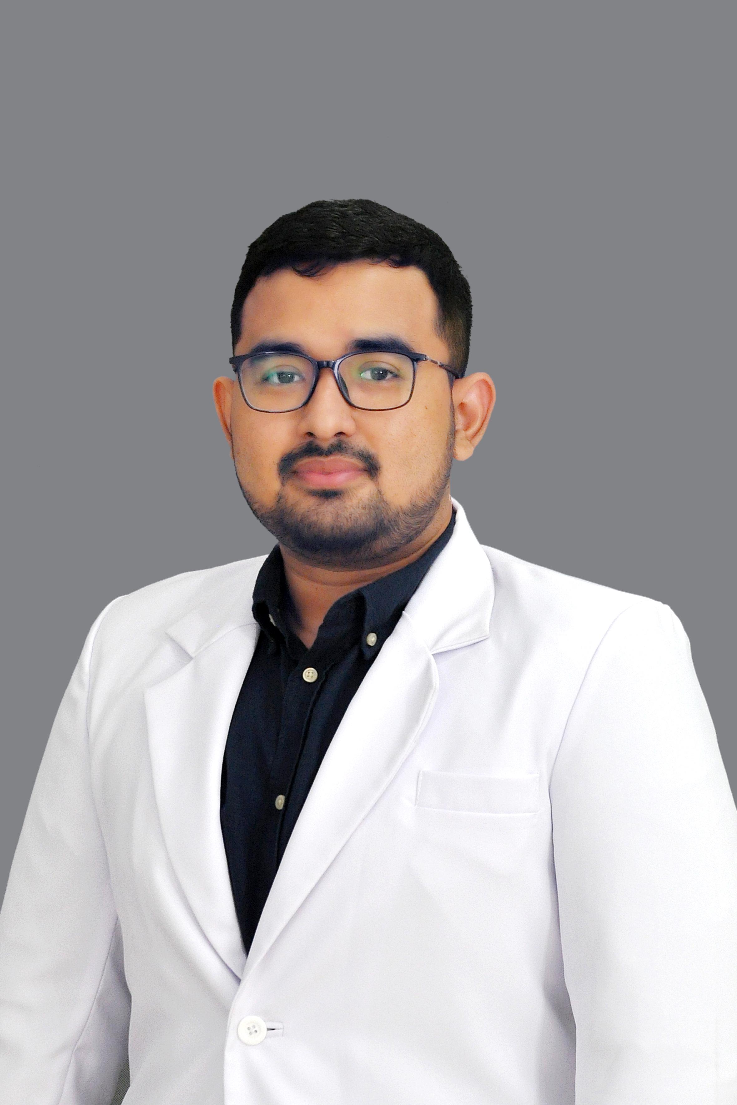 dr. Ahmad Danial, Sp.PD - Metro Hospitals Group